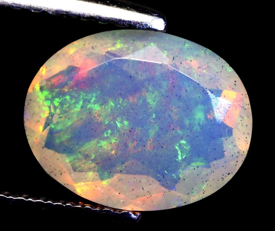 Opal Taşı Hangi Burçla İlgilidir